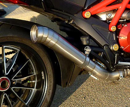 stomp exhaust