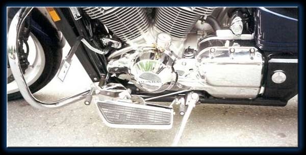 <B>MC Enter. Floorboards w/Heel-Toe Shifter - VTX 1800 C/F </B>