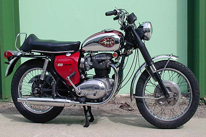 69_BSA_Lightning_650_web