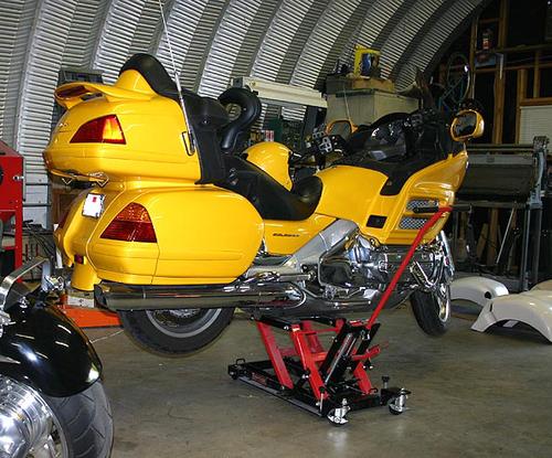 Goldwing on Sears Lift 2