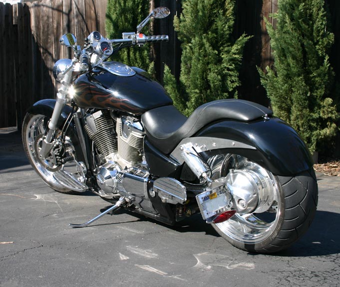 Xchoppers VTX 1800 C - rear