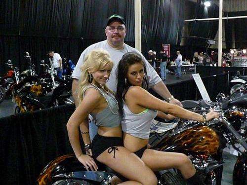 Bike Show Babes