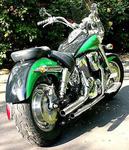 Pipes-on-Custom-1300R